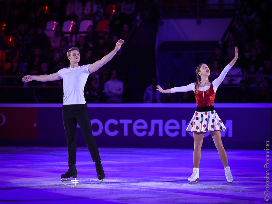 Alexandra Boikova - Dmitri Kozlovskii. Gala.  Rostelecom cup 2019. Russian figure skating photographer from Saint-Petersburg