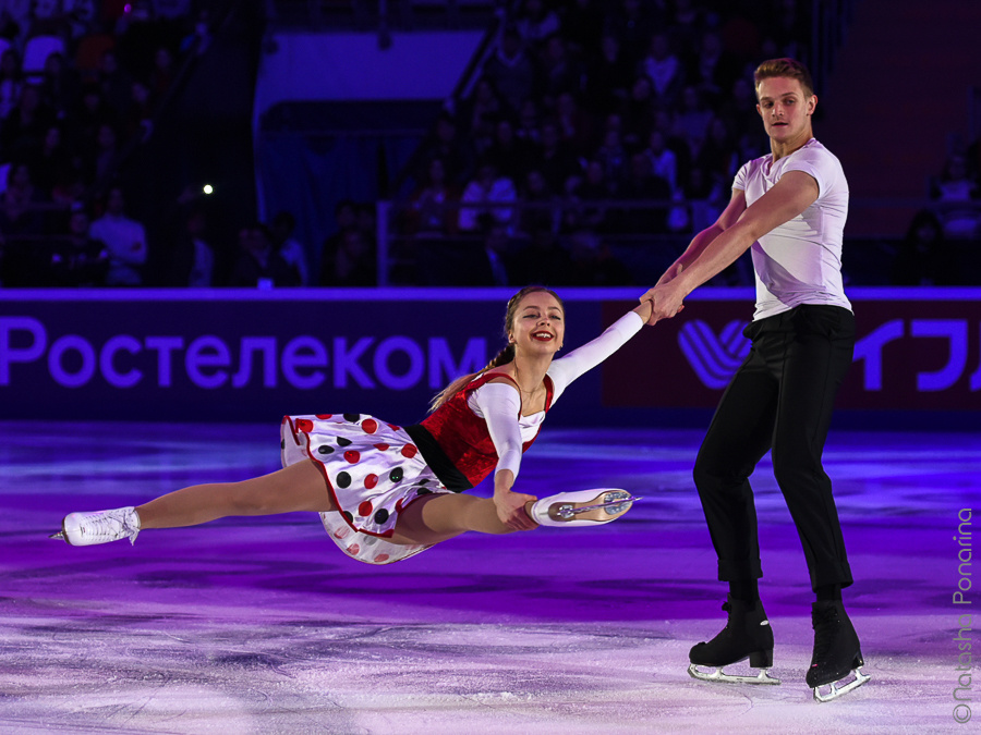 Alexandra Boikova - Dmitri Kozlovskii. Gala.  Rostelecom cup 2019. Russian figure skating photographer from Saint-Petersburg