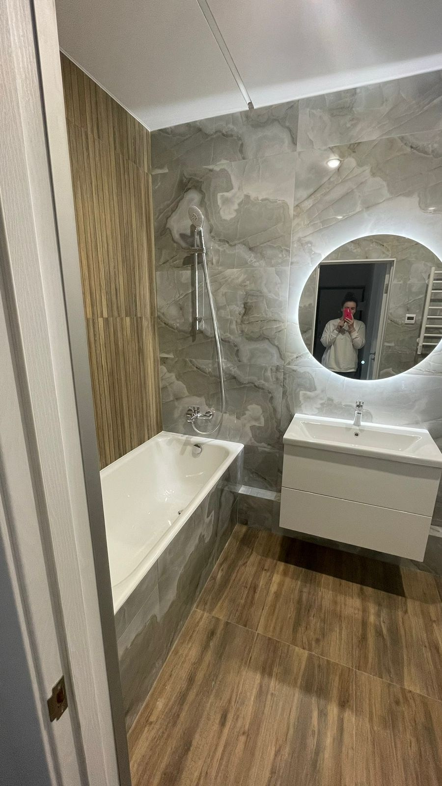 Примеры работ по дизайну ванных нашей студии. Дизайн-интерьера