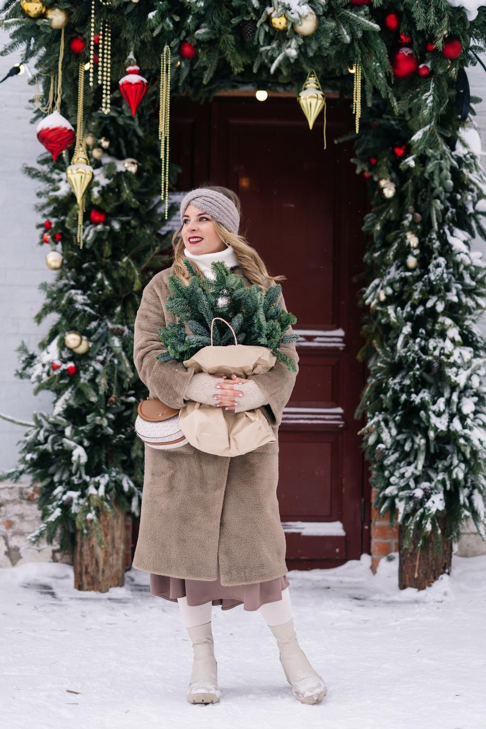 Прогулка в Банковском переулке. Семейный, свадебный и лавстори фотограф в Архангельске