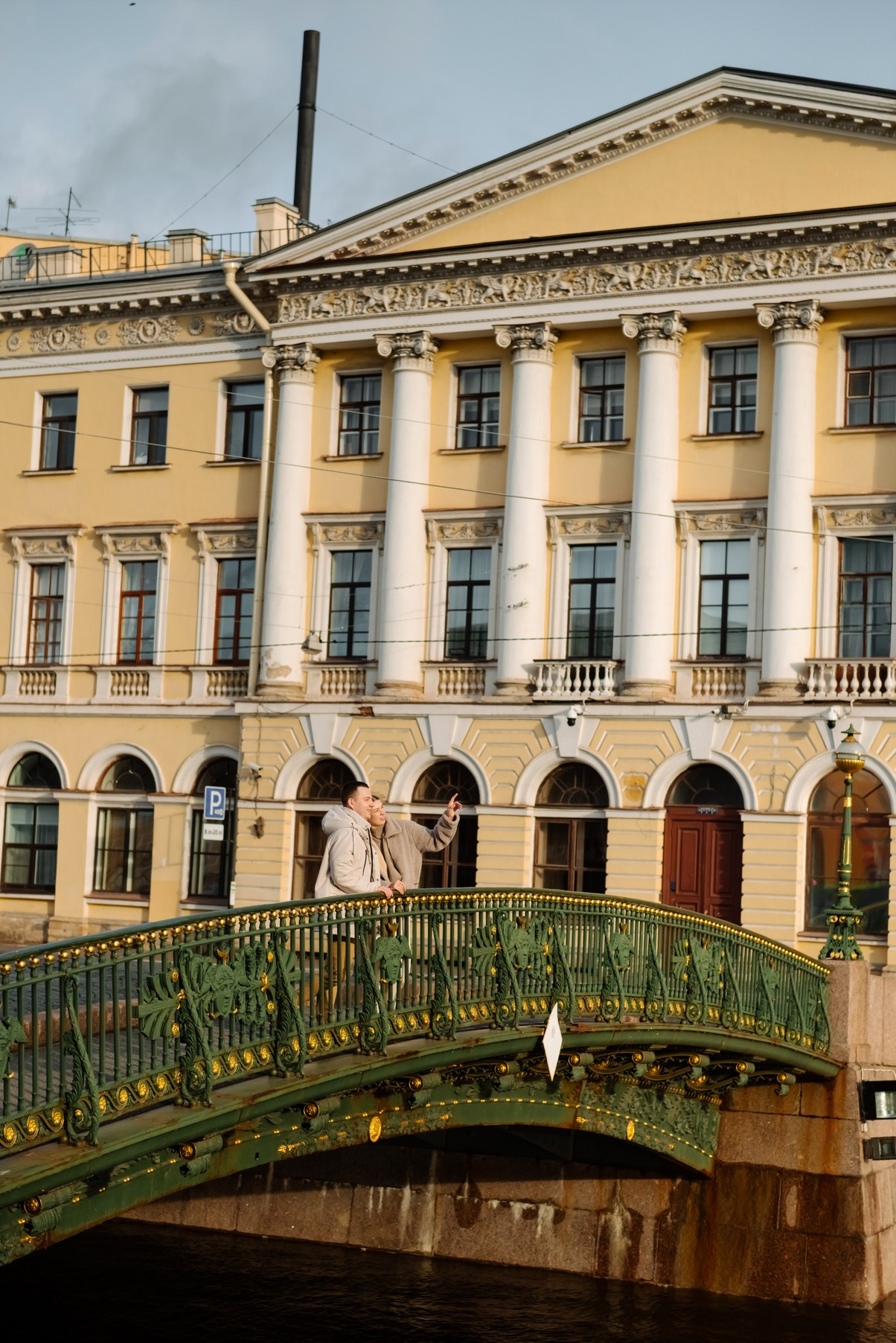 Осенняя фотосессия с парнем в Питере в центре города. Свадебный и сеейный фотограф в Санкт-Петербурге Елена Худякова