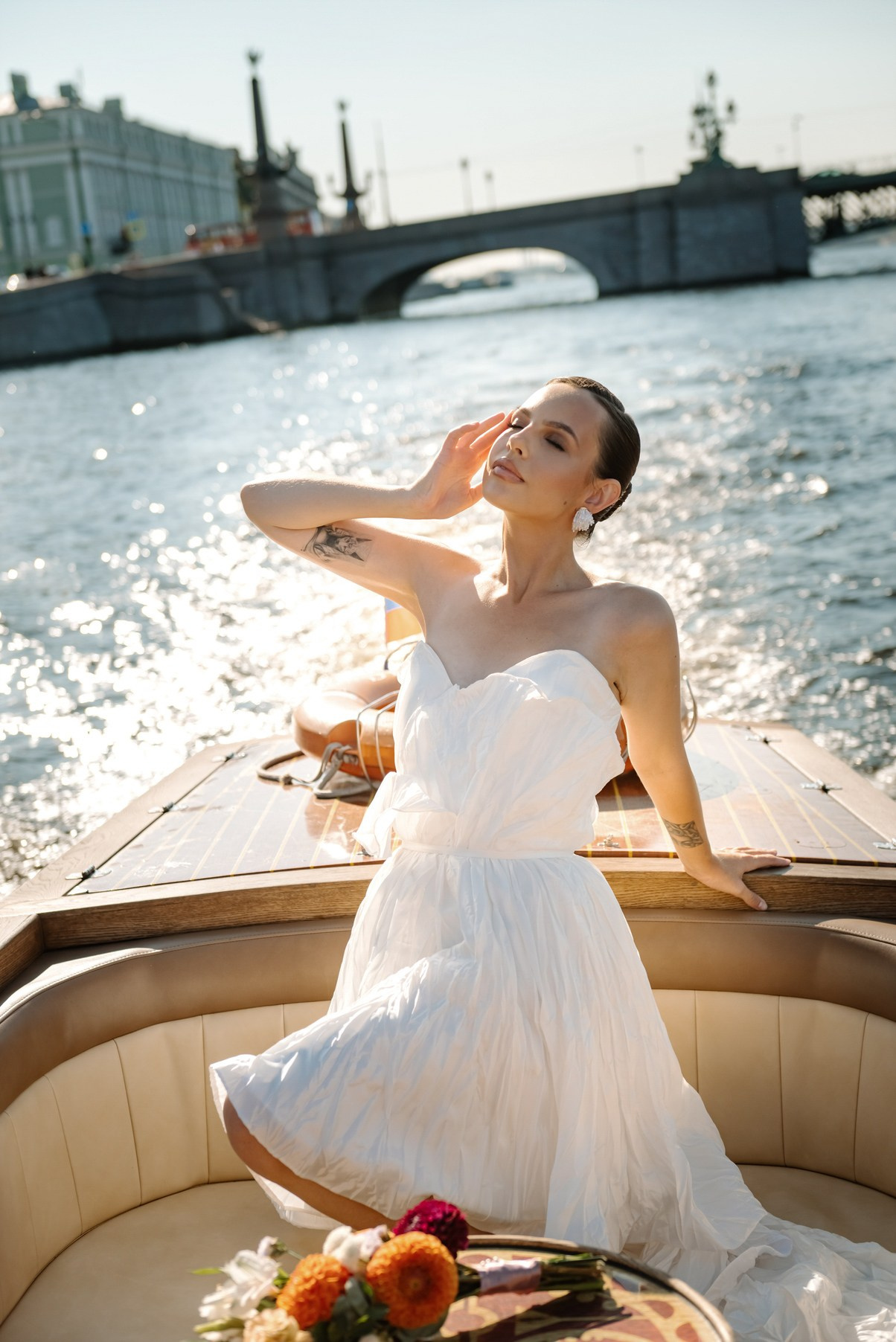 Свадьба на катере. Свадебный и сеейный фотограф в Санкт-Петербурге Елена Худякова