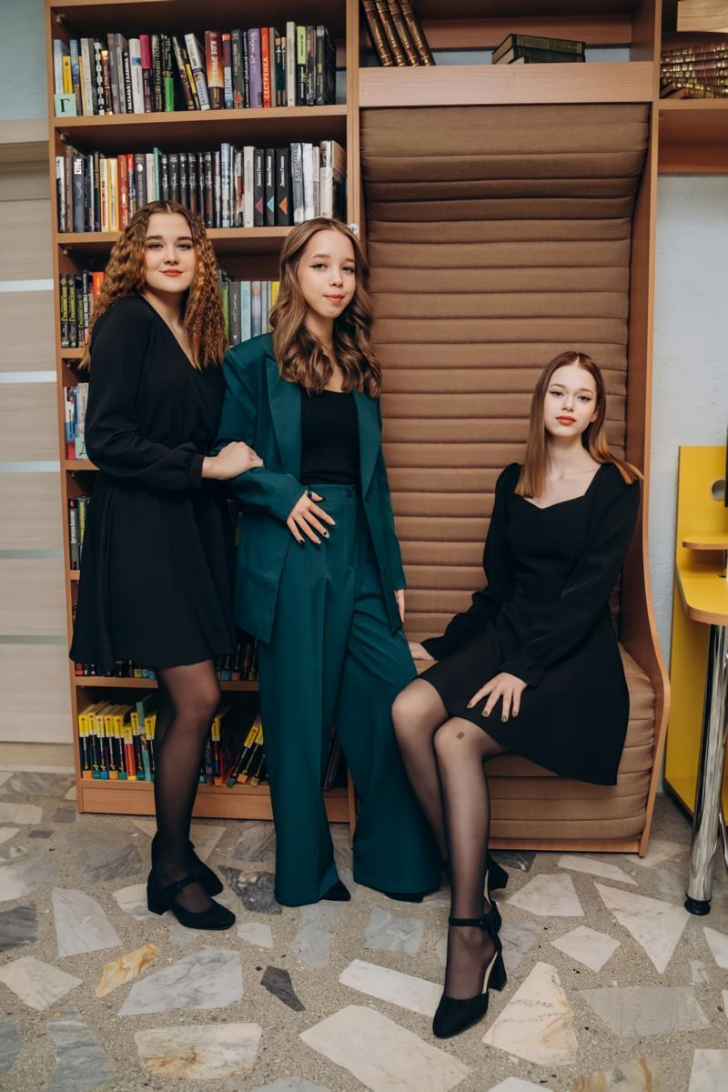 11 класс. КЛАСС | Выпускные альбомы в Нижневартовске