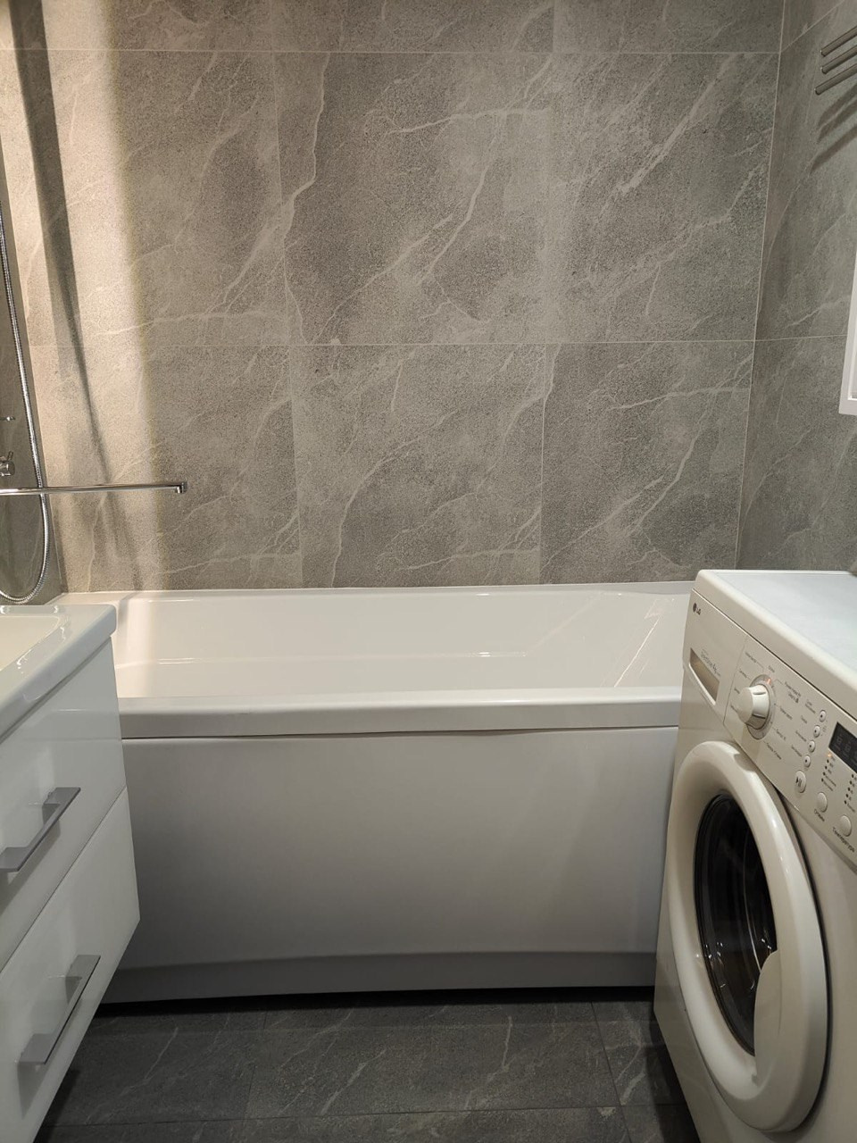 Ванная комната (ул. Проспект Победы д. 60). Ремонт санузла, туалета, ванной под ключ в Казани. Укладка плитки