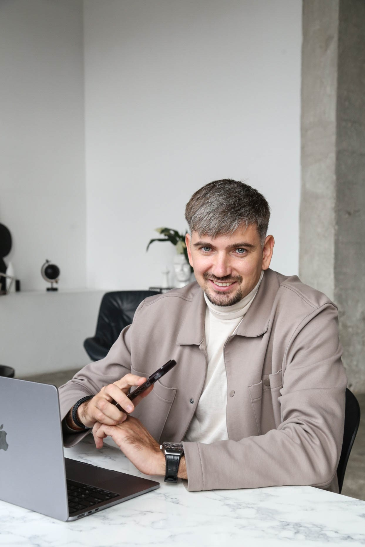 Бизнес-визитка. Главная