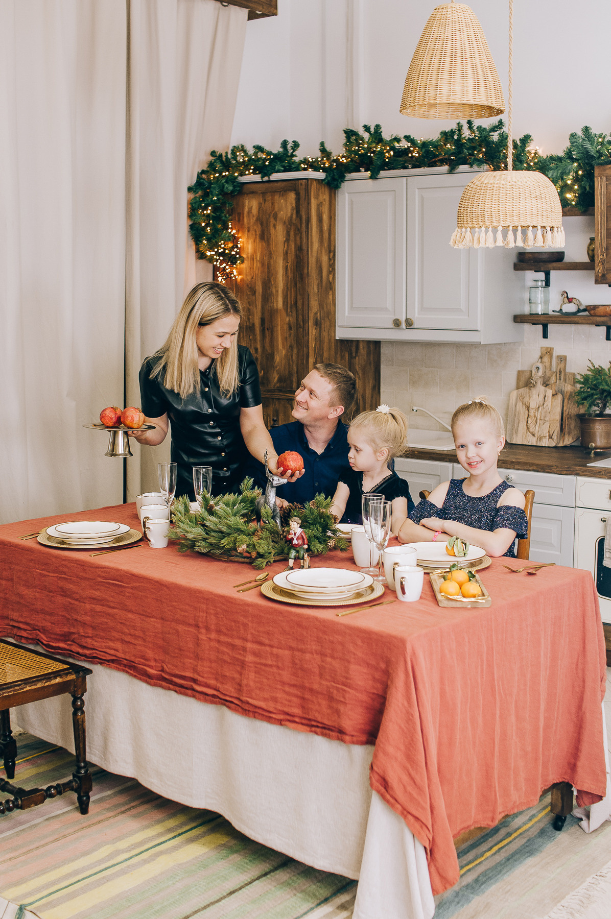 New Year_Саша, Аня и дети. Свадебный и семейный фотограф в Минске Яна Новак