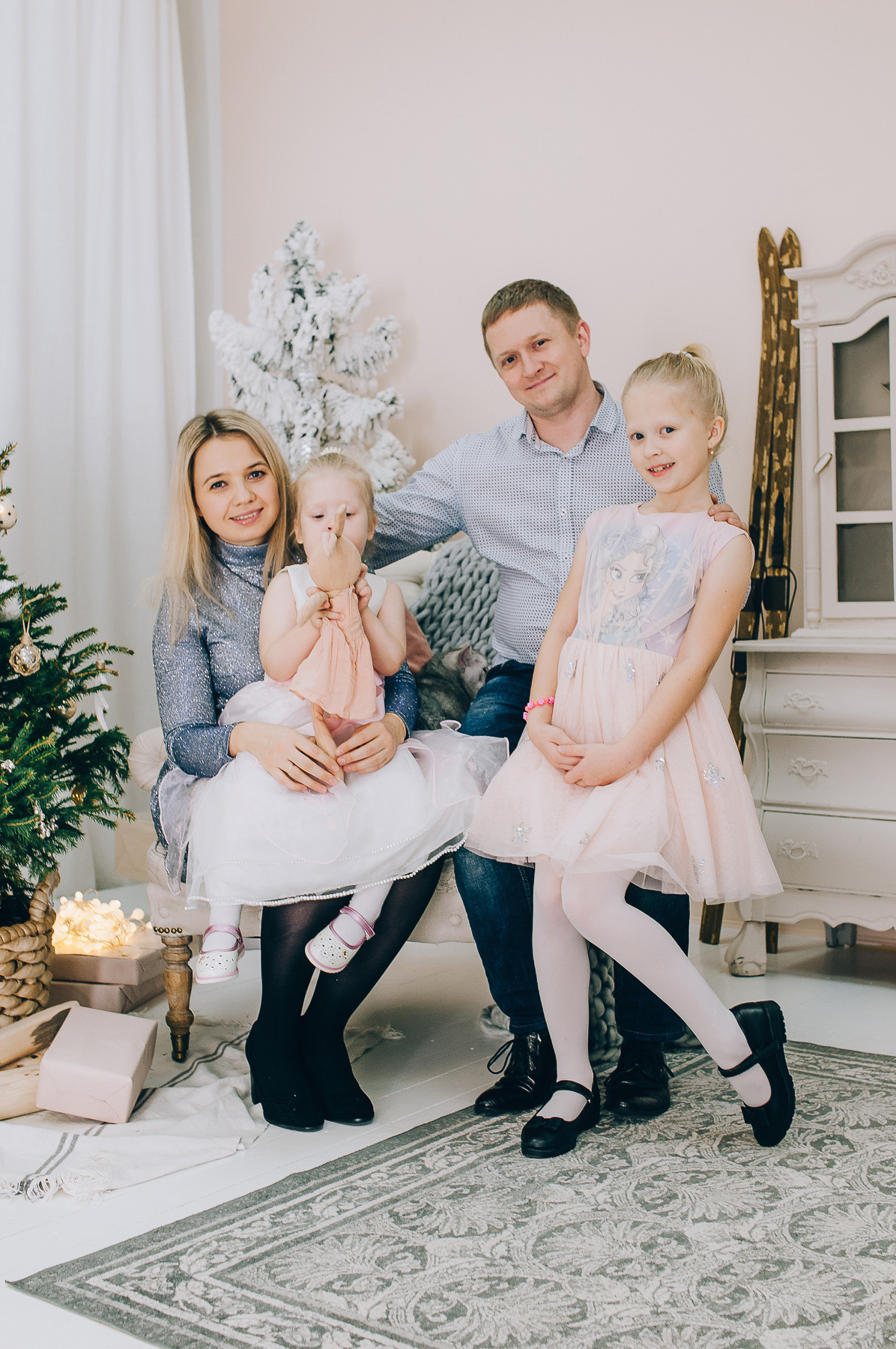 New Year_Саша, Аня и дети. Свадебный и семейный фотограф в Минске Яна Новак