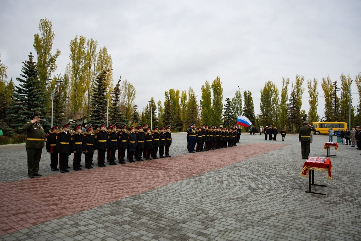 Священник поздравил кадетов с принятием Присяги. Саратовское Северо-Западное благочиние