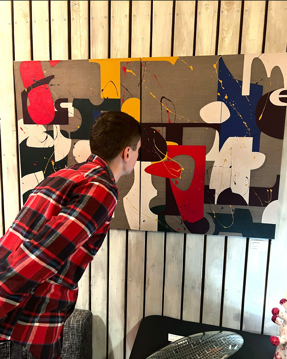 Фото. Художник-абстракционист Ольга Рикун. Москва