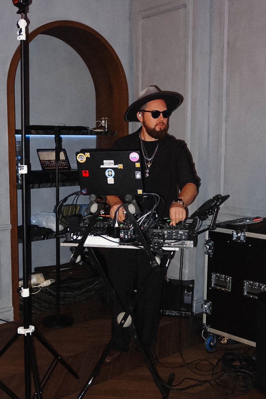 K. Party. Э Т О М Ы