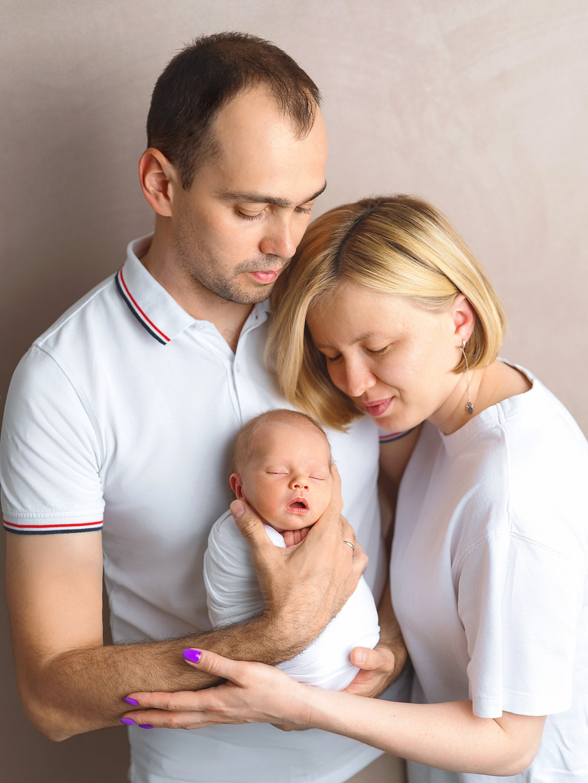 Семейные кадры. Фотограф новорождённых в Казани Нейля Гильмутдинова ньюборн