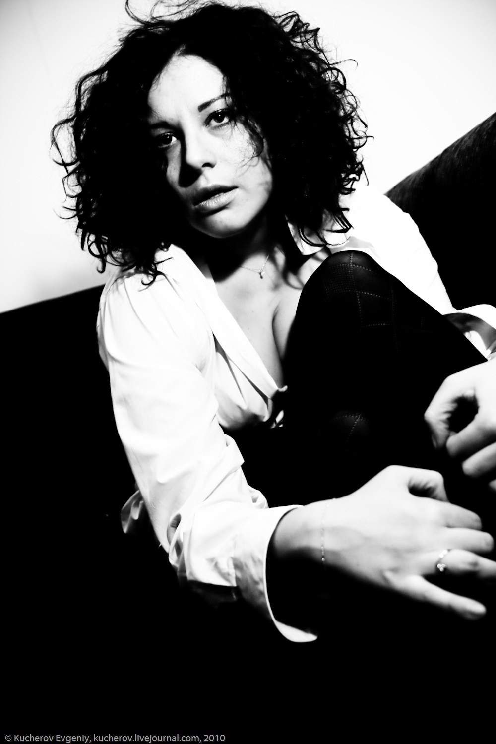 Маша и бильярд. Кучеров Евгений. Фотограф