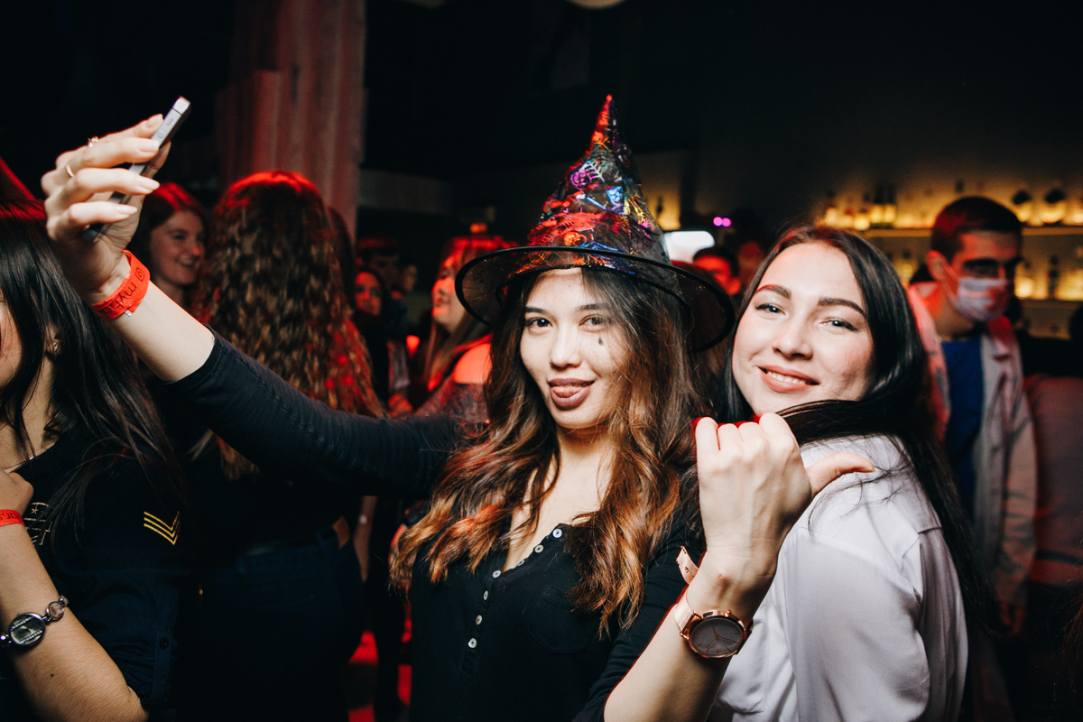 Клубная съемка. Фотограф Максим Маркелов