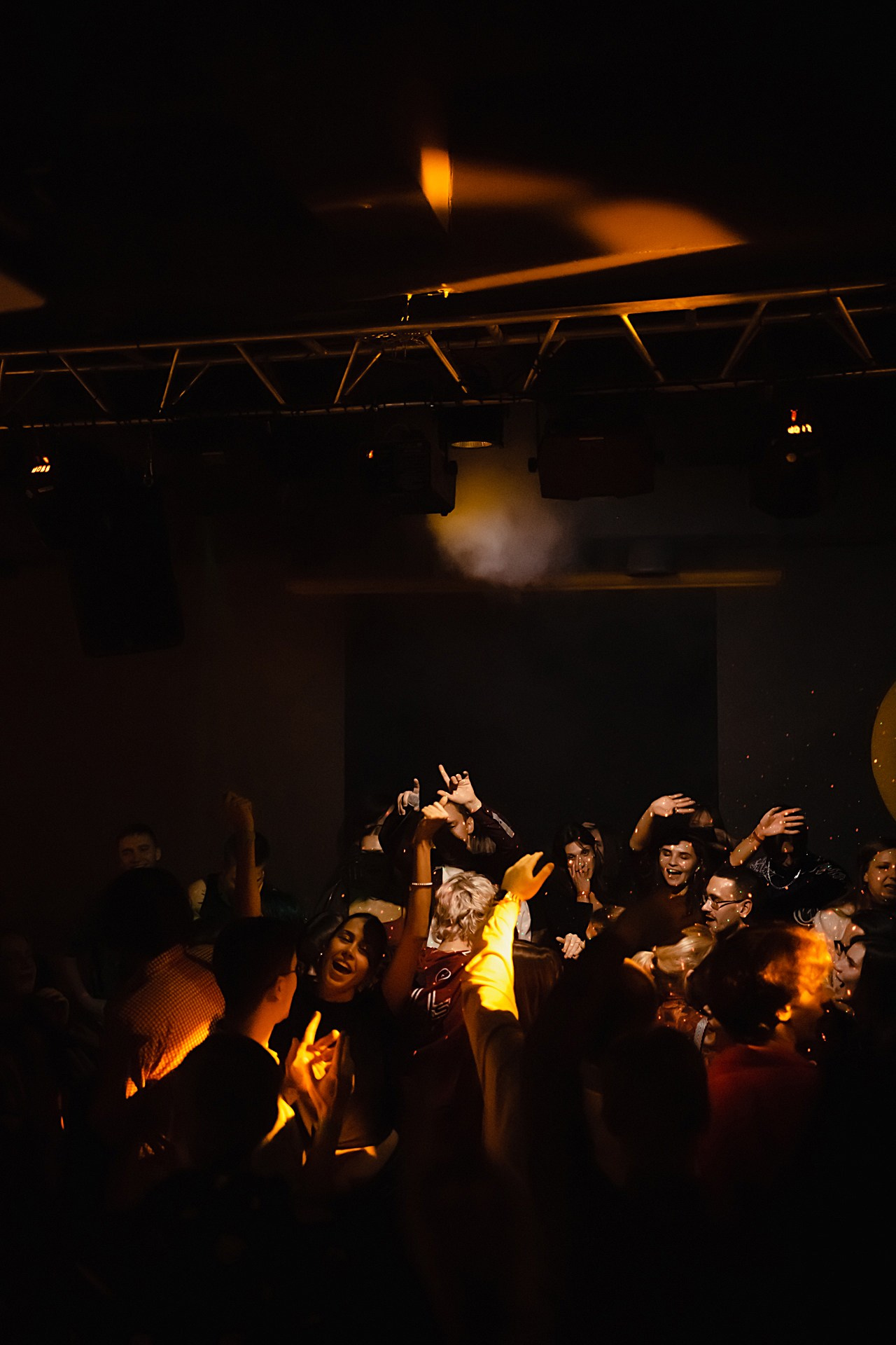 ЦЕНЗУРА БАР. Анастасия Попова — свадебный и репортажный фотограф | Воронеж, Павловск