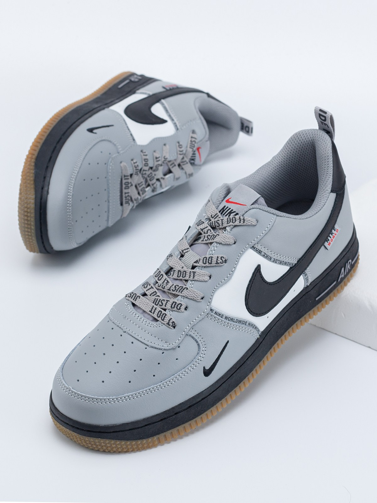 Мужская обувь, предметно. Сборные фотосъёмки в Москве. фотосессии одежды.фотограф