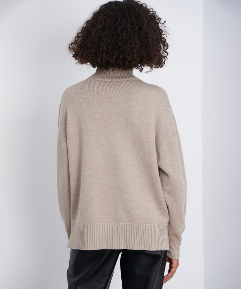 Каталог Evdokia official. Фотограф для брендов одежды в Москве Diana Polupanenko