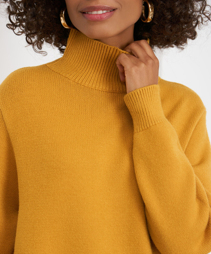 Каталог Evdokia official. Фотограф для брендов одежды в Москве Diana Polupanenko