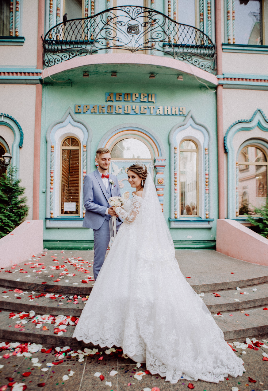 Выбор и покупка свадебного платья. Свадебный фотограф/видеограф Краснодар, Сочи, Волгоград, Москва, 8 937 693 00 80