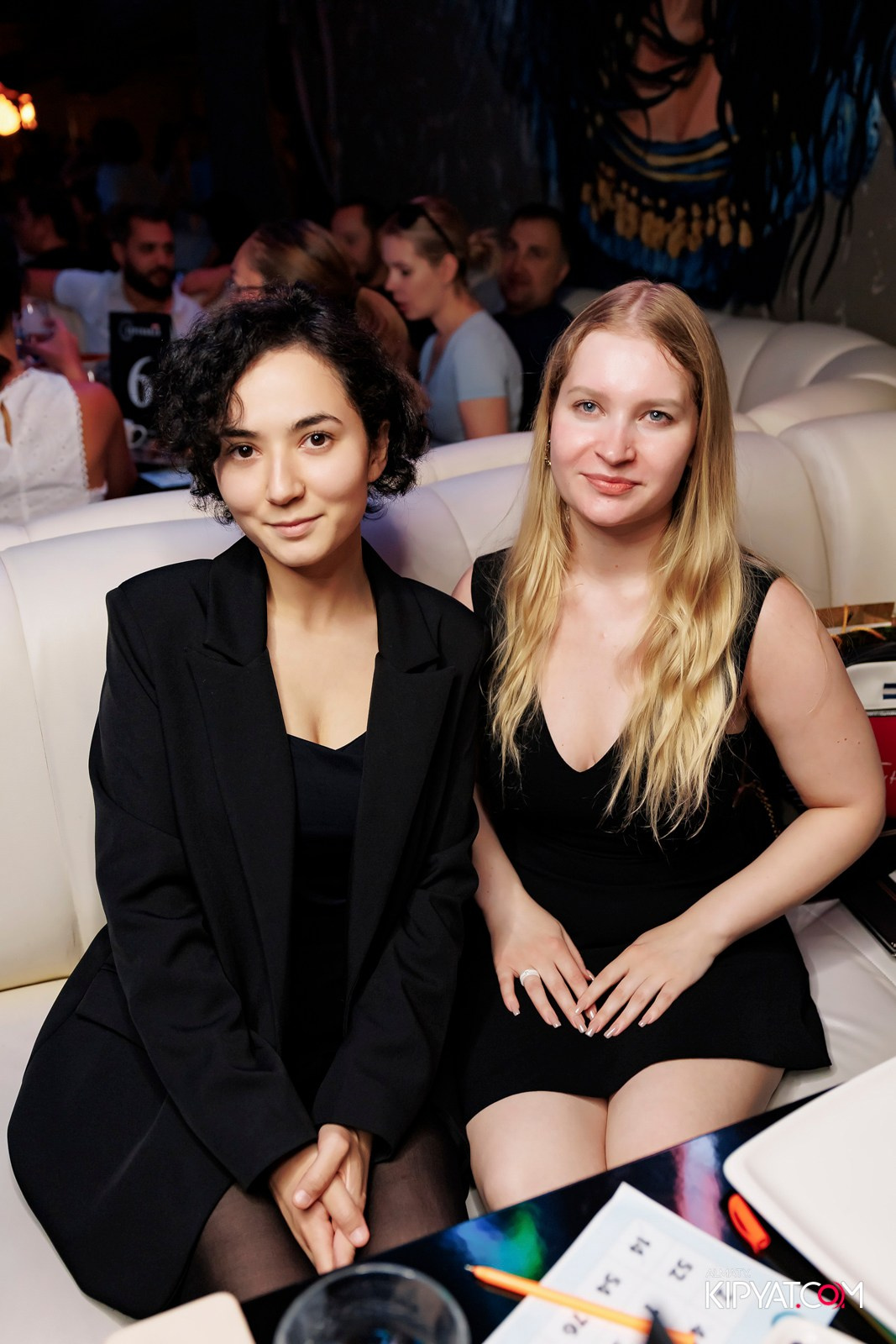 МУЗЫКАЛЬНОЕ ЛОТО В HIT RETRO. КИПЯТКОМ АЛМАТЫ!