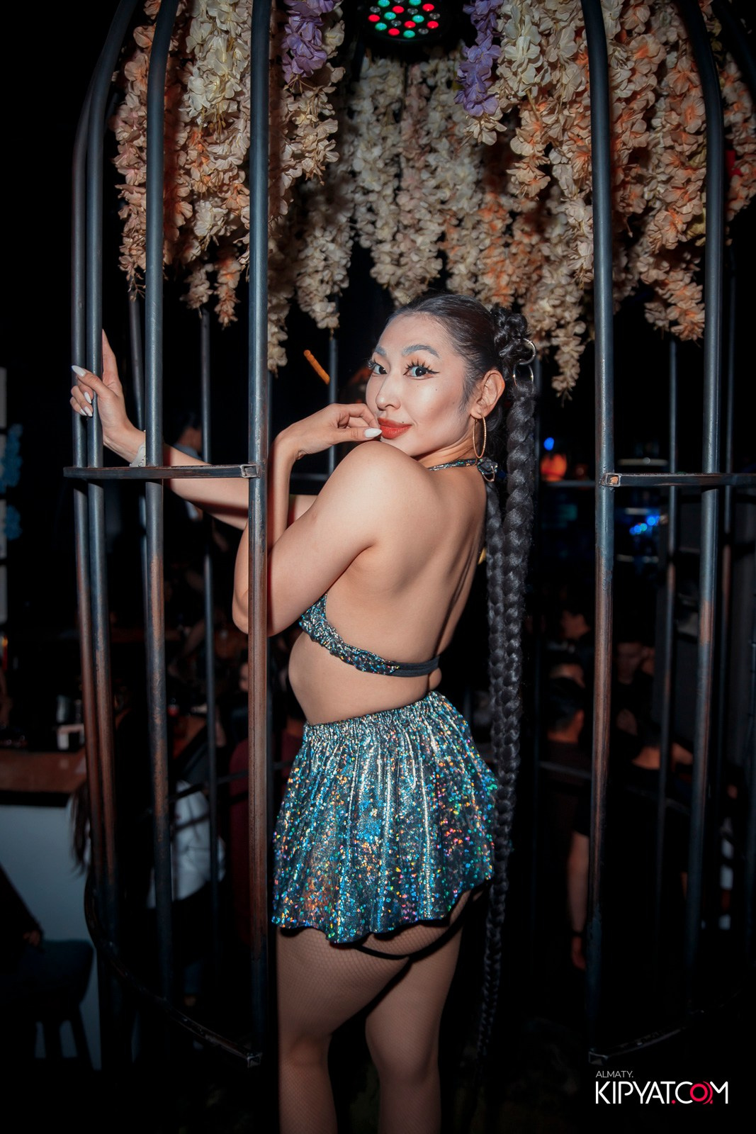 UYAT EMES BAR. КИПЯТКОМ АЛМАТЫ!