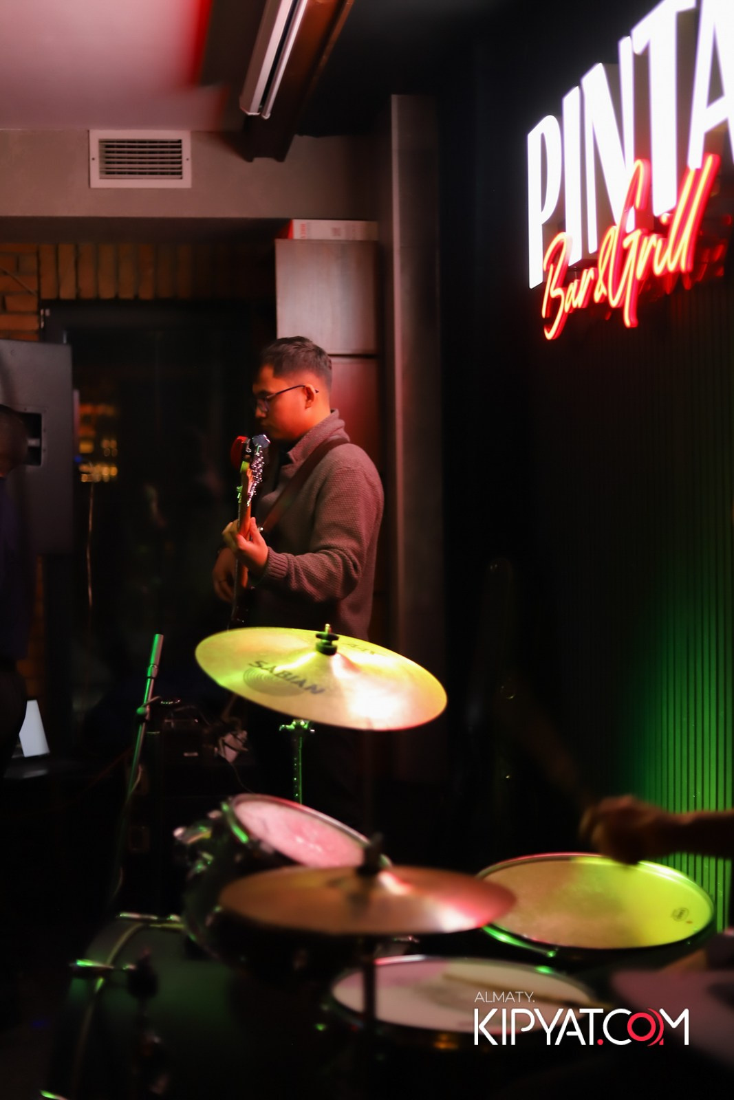 ПИНТА НА ГОГОЛЯ. КИПЯТКОМ АЛМАТЫ!