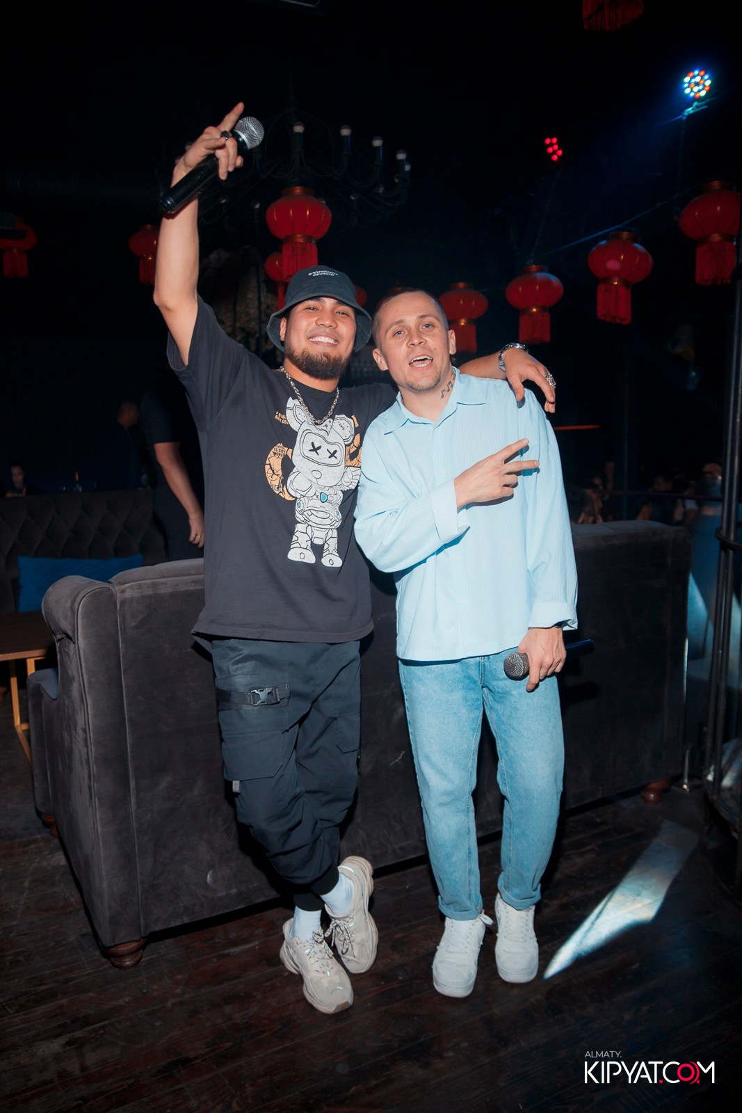 UYAT EMES BAR. КИПЯТКОМ АЛМАТЫ!