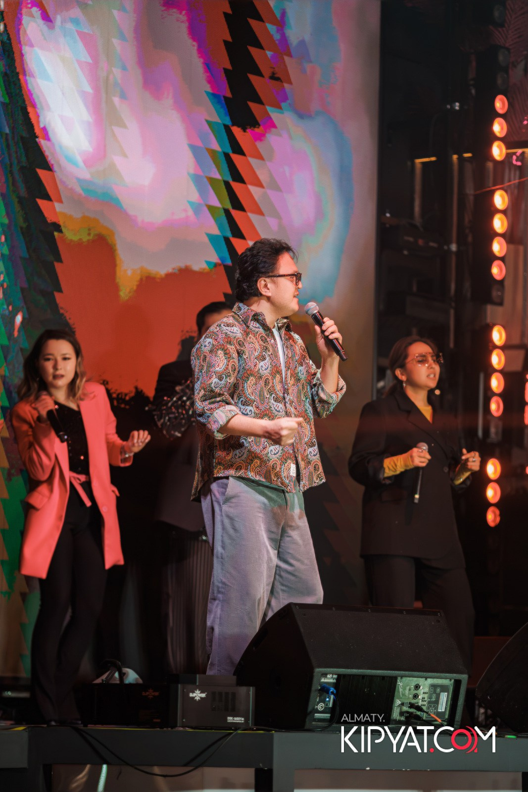 SANTA BARBARA — МЮЗИКЛ ДЖУЛИЯ. КИПЯТКОМ АЛМАТЫ!