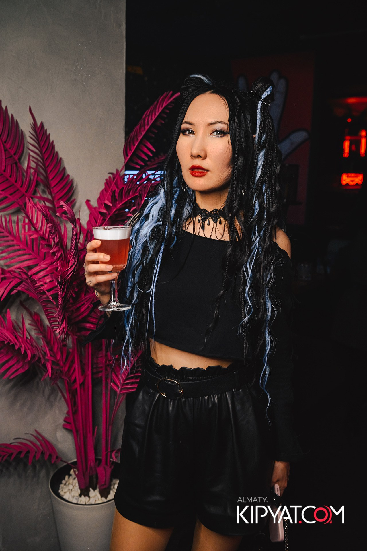 ВЫСТУПЛЕНИЕ ГРУППЫ ВИРУС SANTA BARBARA. КИПЯТКОМ АЛМАТЫ!