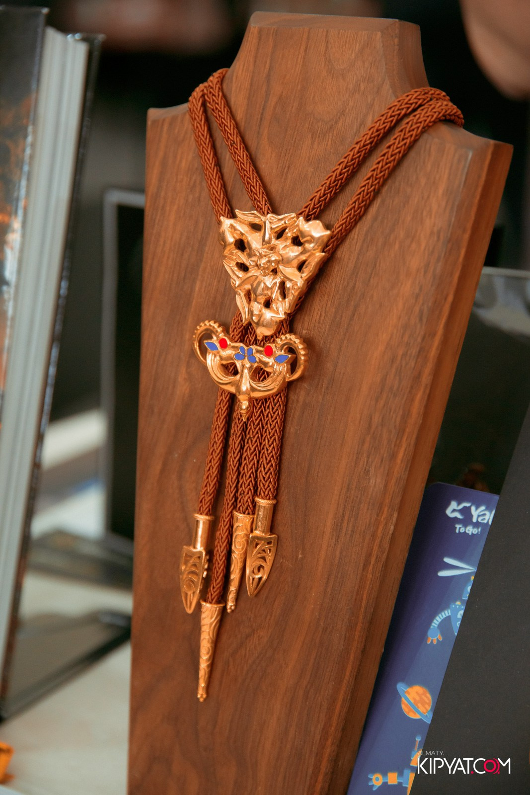 ETHNO POP-UP STORE: NAURYZ B SADU ARENA. КИПЯТКОМ АЛМАТЫ!