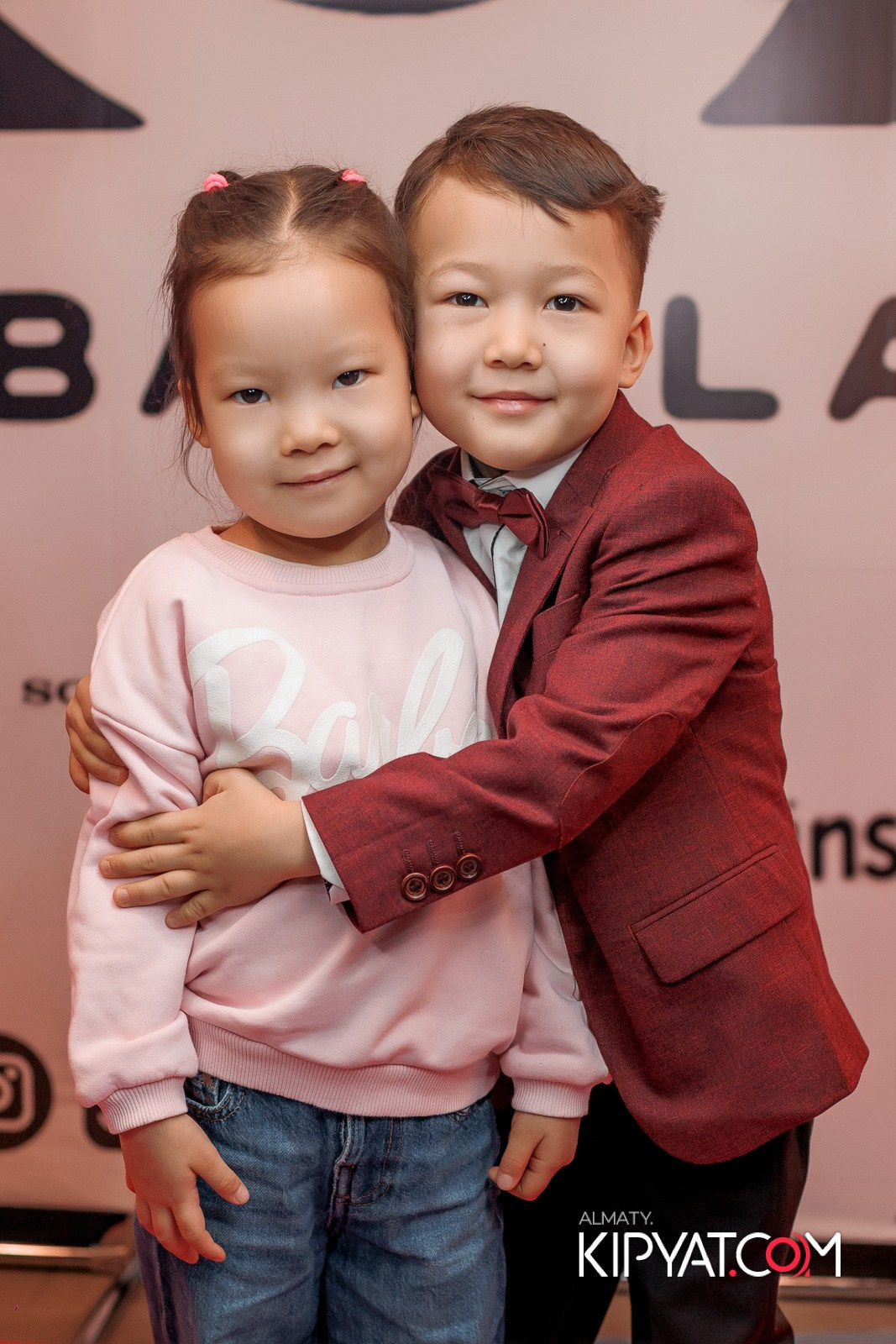 ПРЕЗЕНТАЦИЯ 8 ГРУППЫ КИНОПРОЕКТА «STARBALALAR». КИПЯТКОМ АЛМАТЫ!