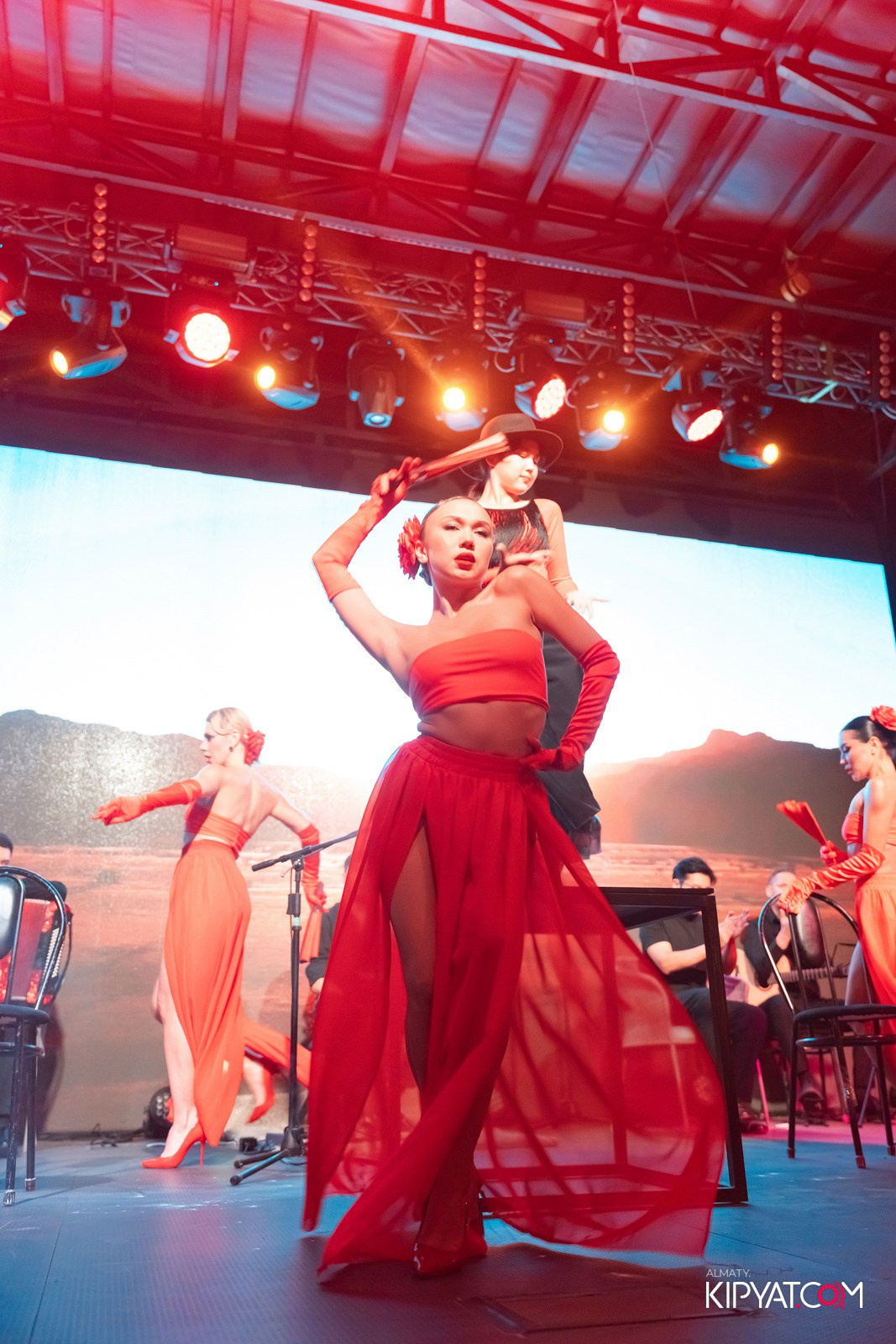 QUEEN. КИПЯТКОМ АЛМАТЫ!