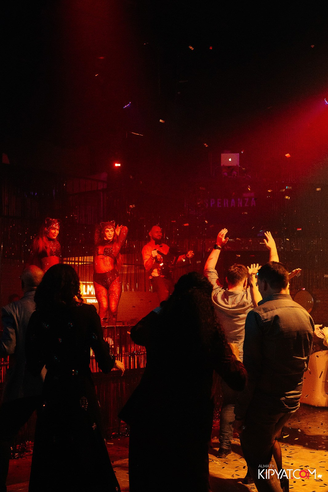 RETRO HIT. КИПЯТКОМ АЛМАТЫ!