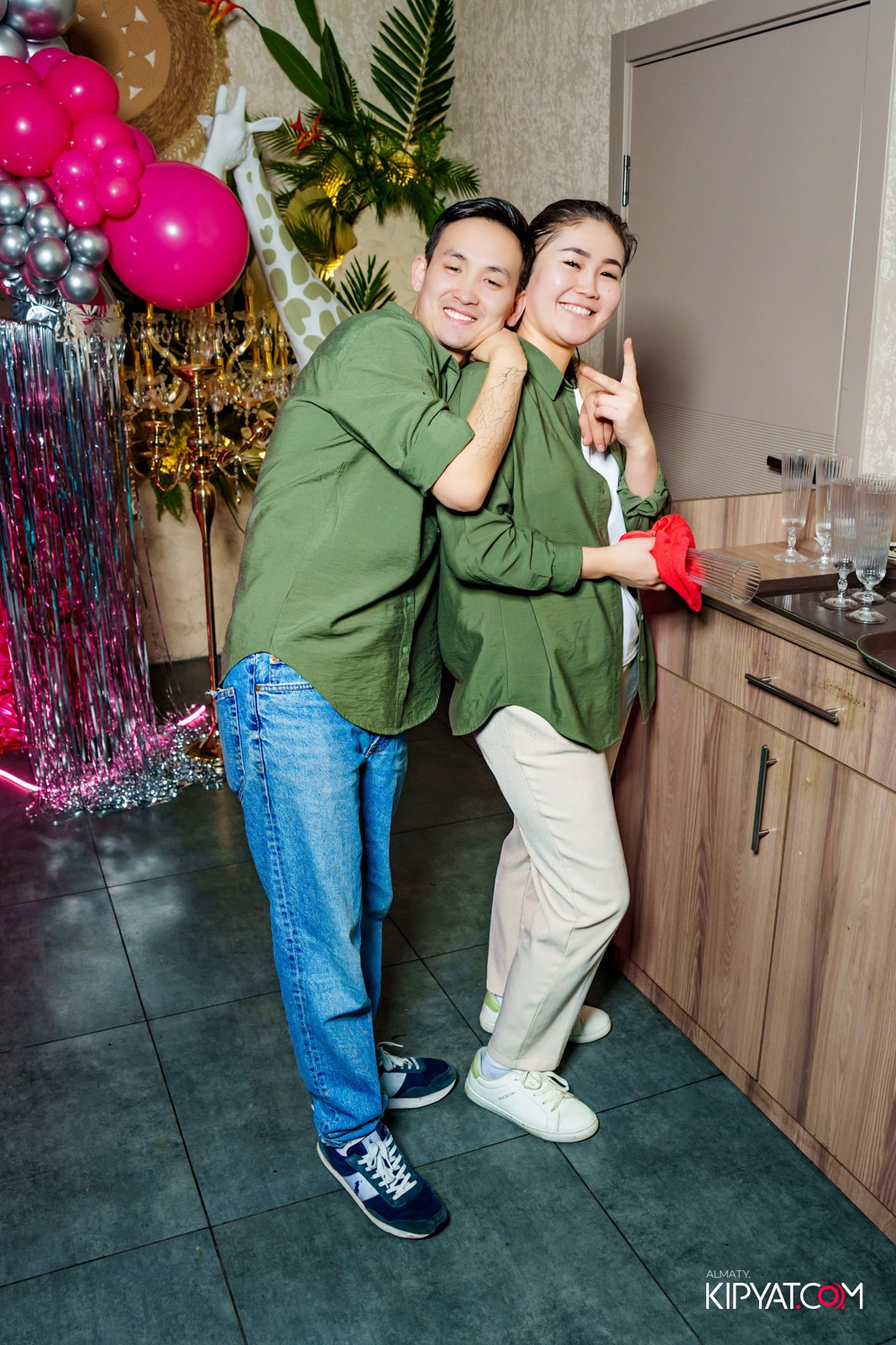 BAY RESTAURANT & BAR. КИПЯТКОМ АЛМАТЫ!