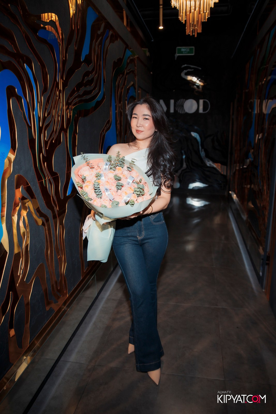 MOOD KARAOKE & TERRACE. КИПЯТКОМ АЛМАТЫ!