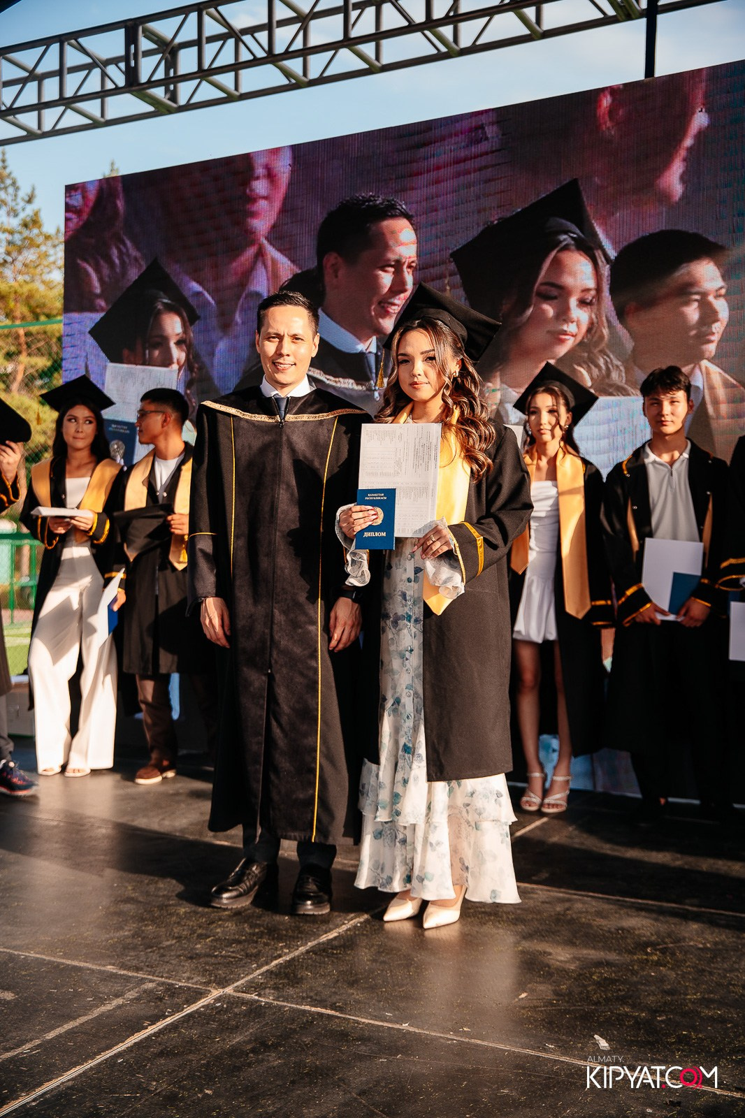 ВРУЧЕНИЕ ДИПЛОМОВ — НАРХОЗ КОЛЛЕДЖ. Part 3. КИПЯТКОМ АЛМАТЫ!