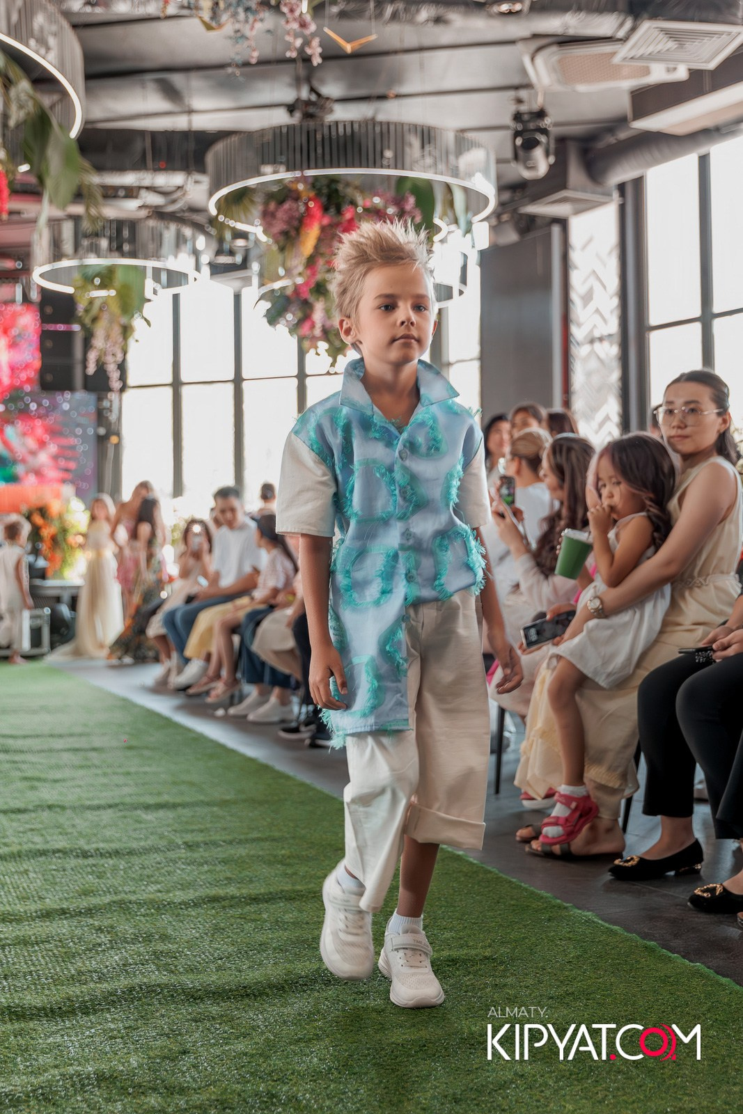 PROM KIDS FASHION SHOW. КИПЯТКОМ АЛМАТЫ!