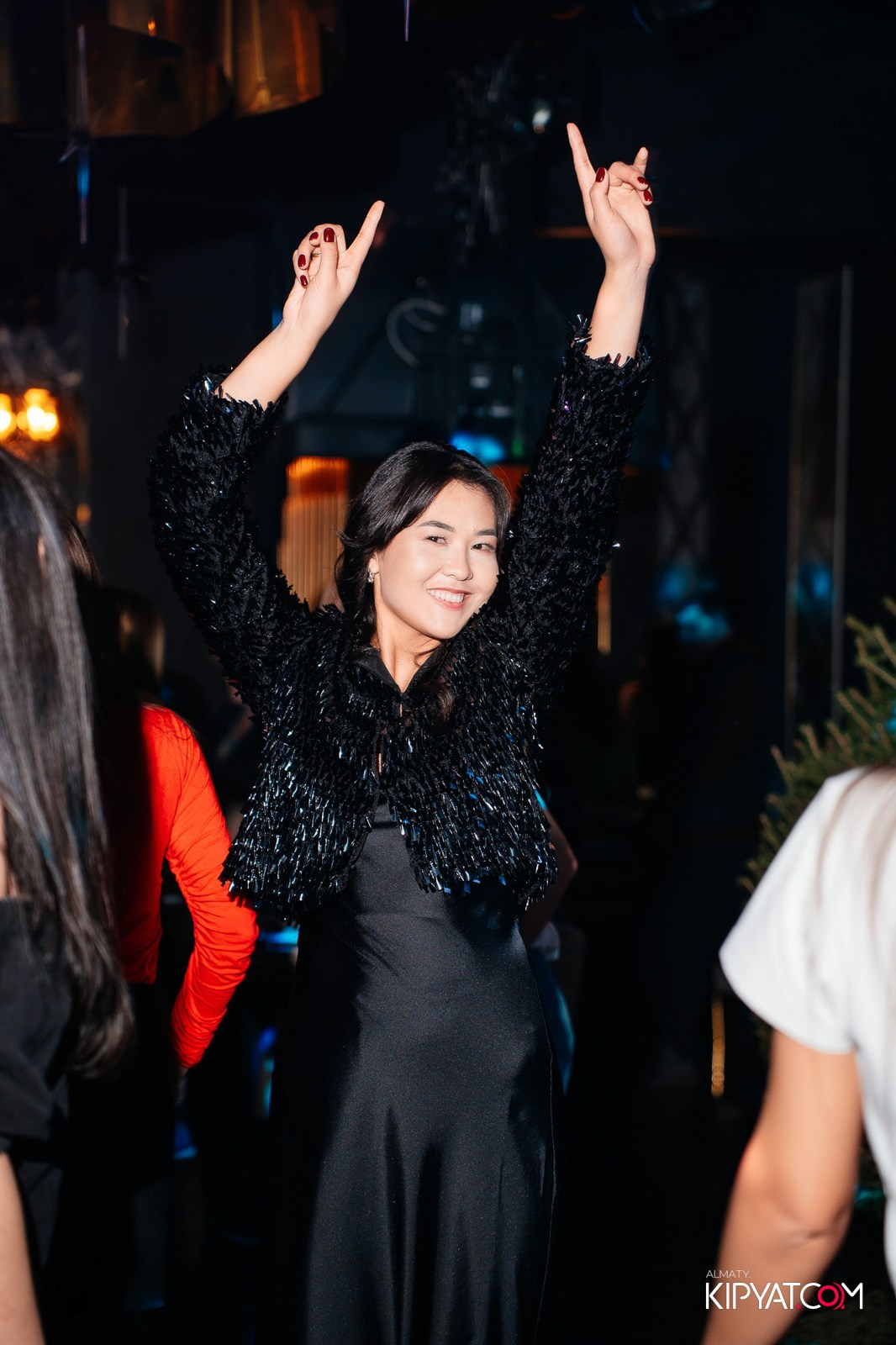 MOOD KARAOKE & TERRACE. КИПЯТКОМ АЛМАТЫ!