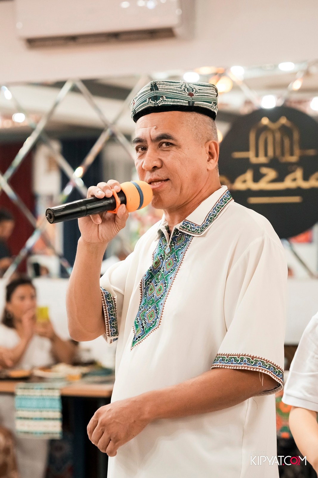 СЕМЕЙНЫЙ РЕСТОРАН BAZAAR. КИПЯТКОМ АЛМАТЫ!