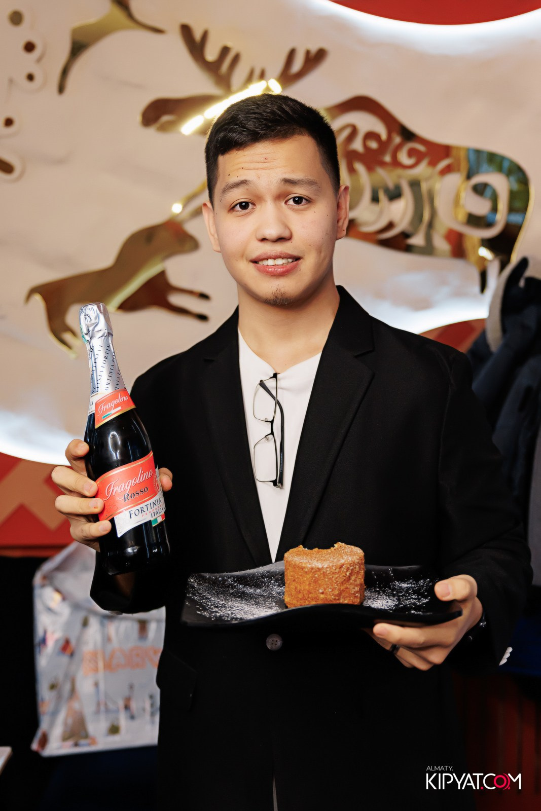 УХО И МЕДВЕДЬ НА ГАГАРИНА. КИПЯТКОМ АЛМАТЫ!