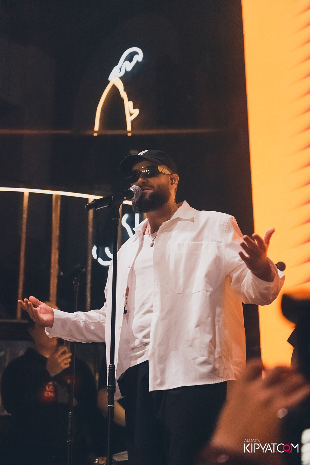 CLUB SHOW BY ИРИНА КАЙРАТОВНА В SANTA BARBARA CLUB. КИПЯТКОМ АЛМАТЫ!