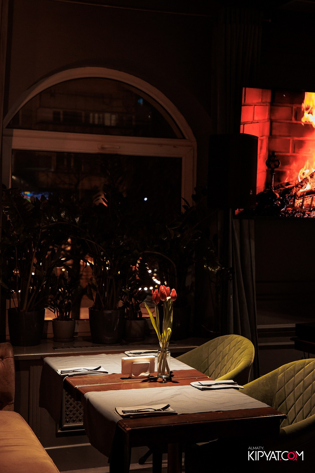 LAUREATE KARAOKE HALL. КИПЯТКОМ АЛМАТЫ!