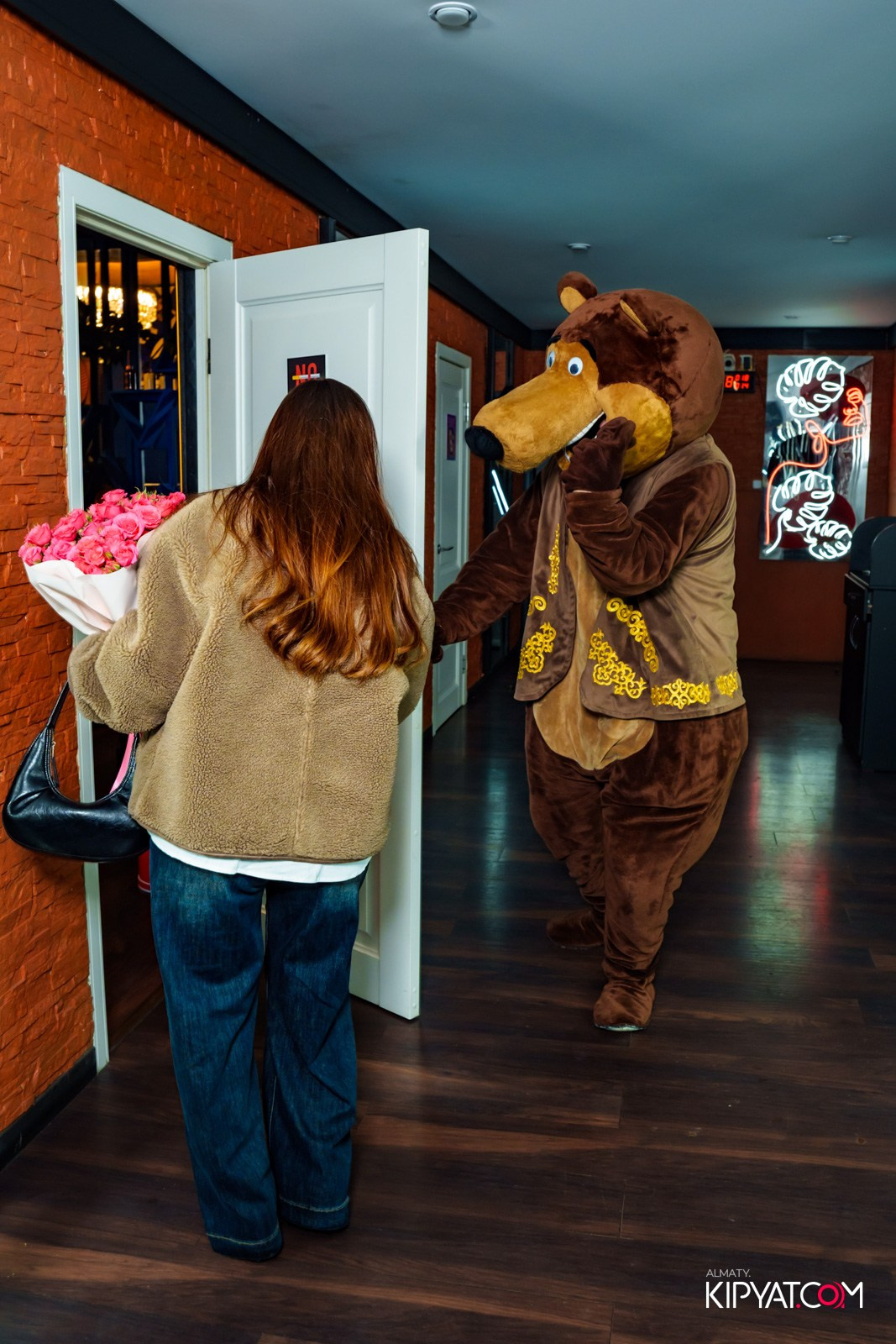 УХО И МЕДВЕДЬ НА САИНА. КИПЯТКОМ АЛМАТЫ!