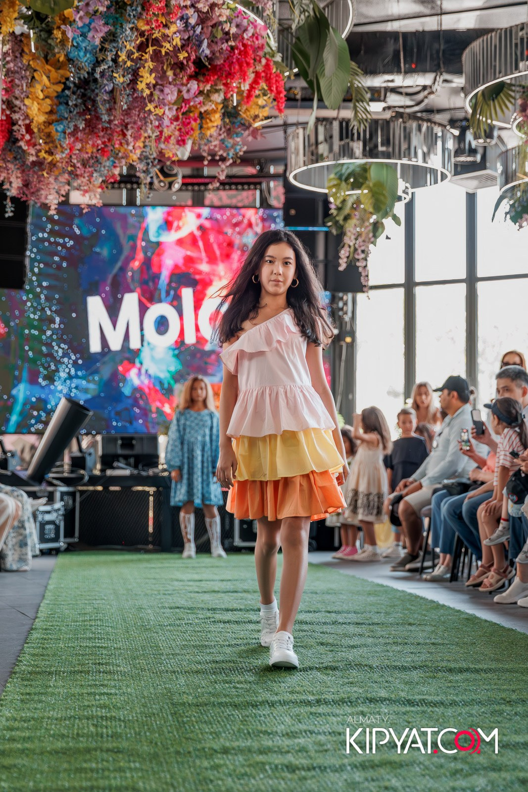 PROM KIDS FASHION SHOW. КИПЯТКОМ АЛМАТЫ!