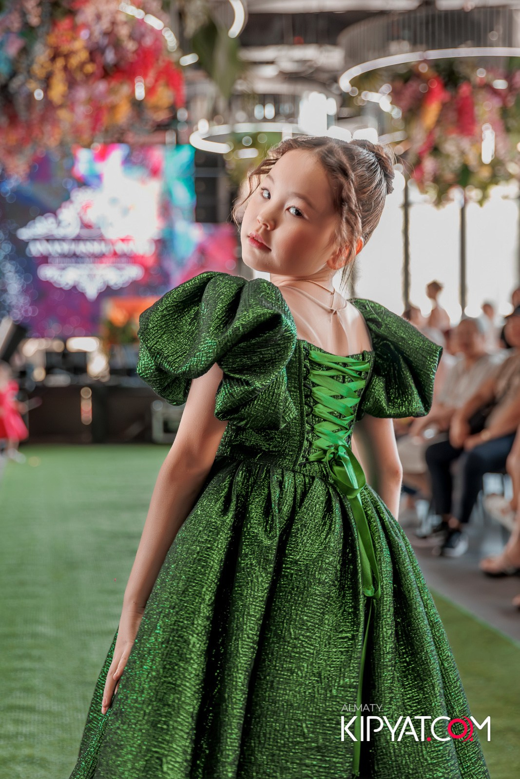 PROM KIDS FASHION SHOW. КИПЯТКОМ АЛМАТЫ!