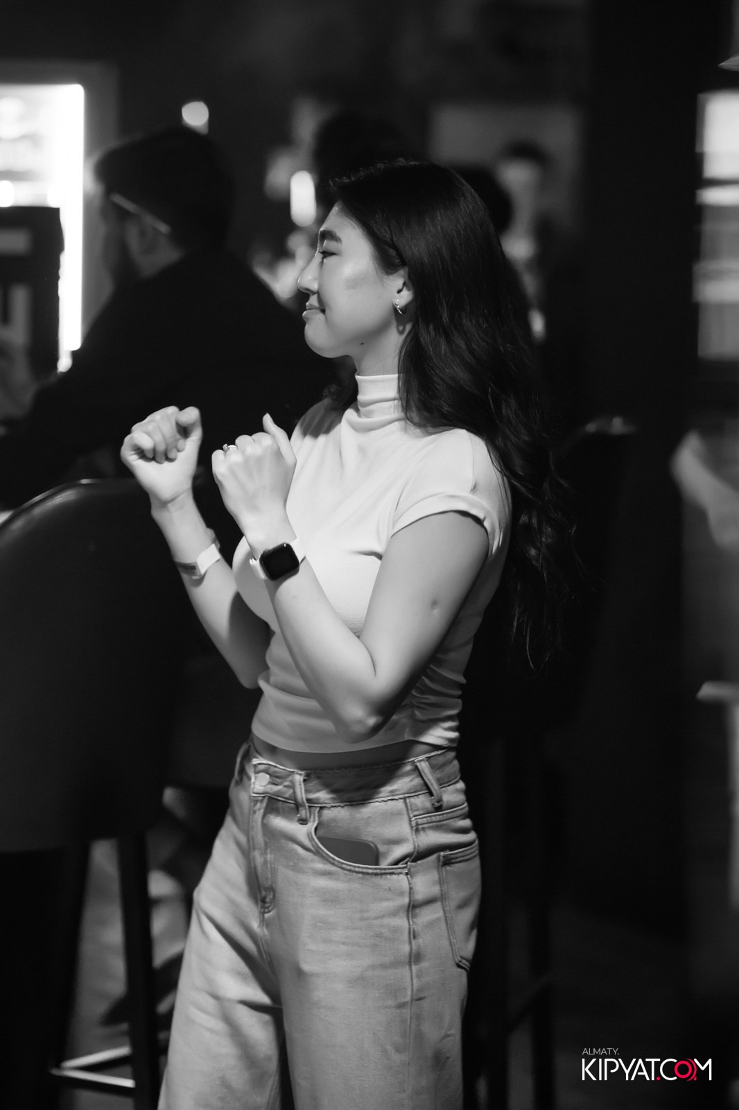 UYAT EMES BAR. КИПЯТКОМ АЛМАТЫ!