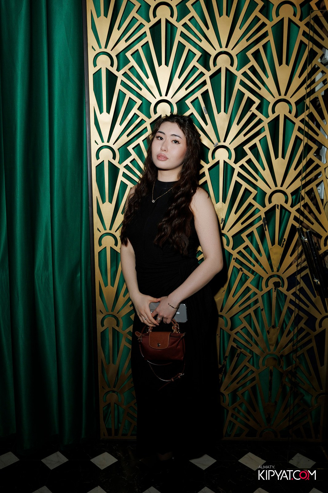 OLOVO BAR НА САТПАЕВА. КИПЯТКОМ АЛМАТЫ! Фотосъемка мероприятий в Алматы