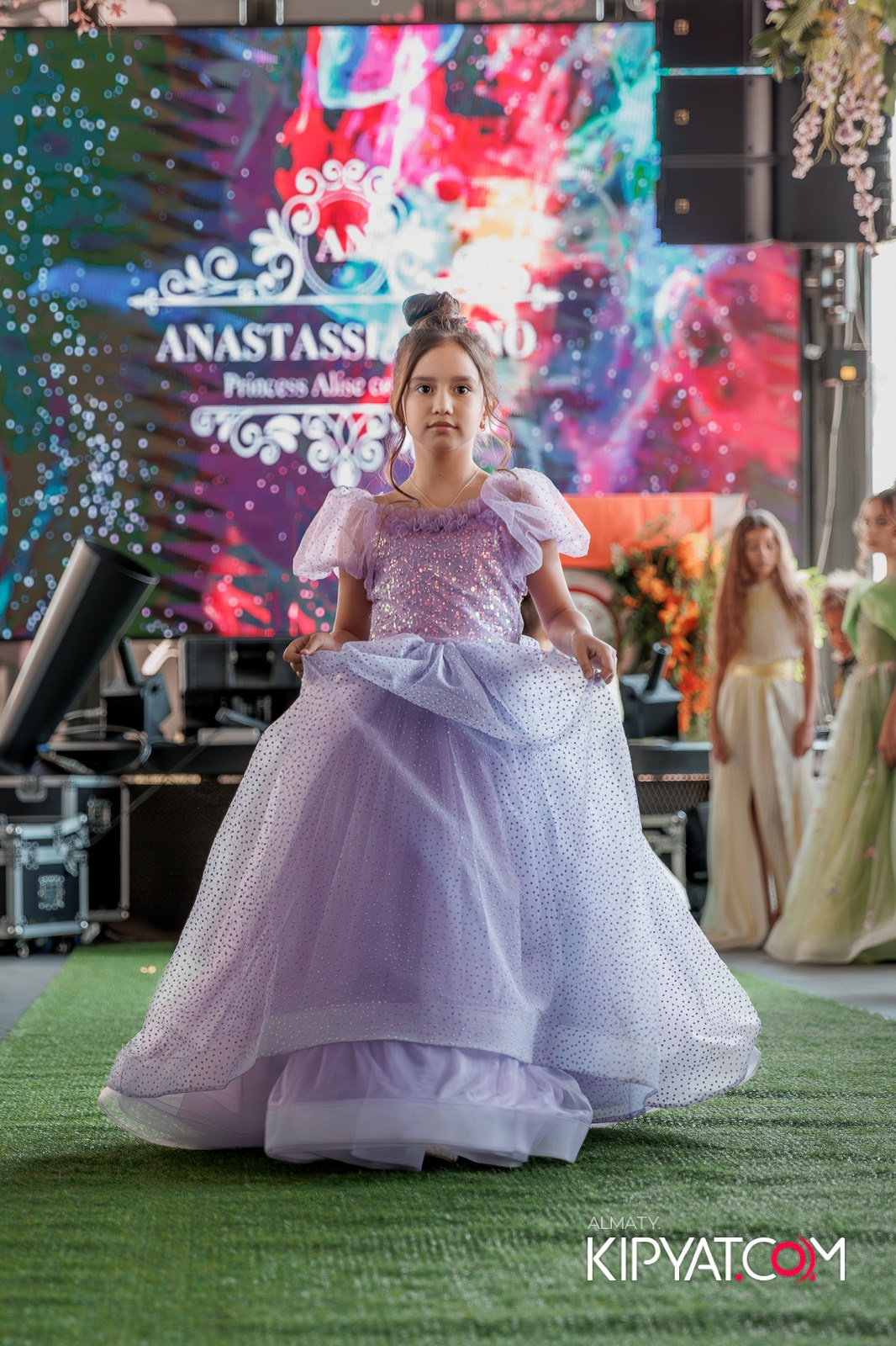 PROM KIDS FASHION SHOW. КИПЯТКОМ АЛМАТЫ!