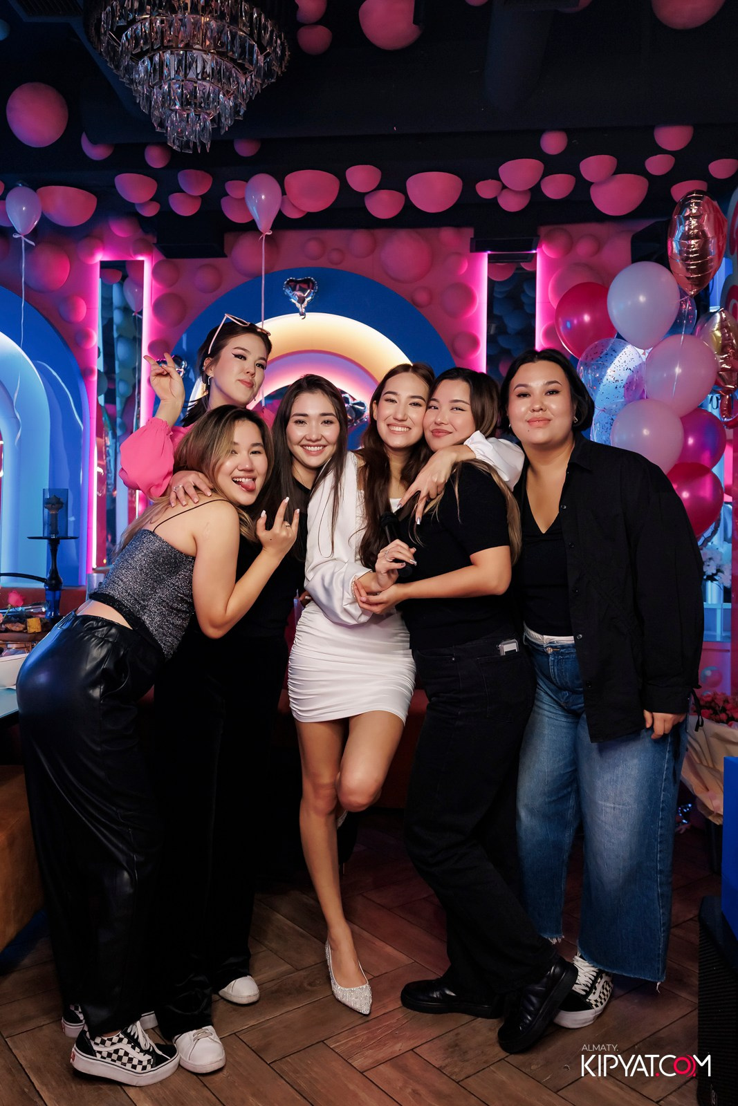 ЗАЯ, НА БИС. КИПЯТКОМ АЛМАТЫ!