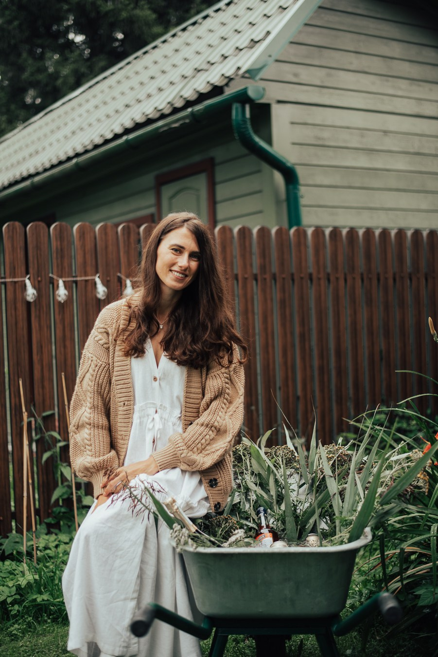 Годик | на даче