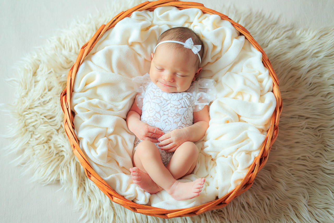 Фотографии новорожденных малышей. Семейный и детский фотограф, фотограф новорожденных в Новокузнецке Ири
